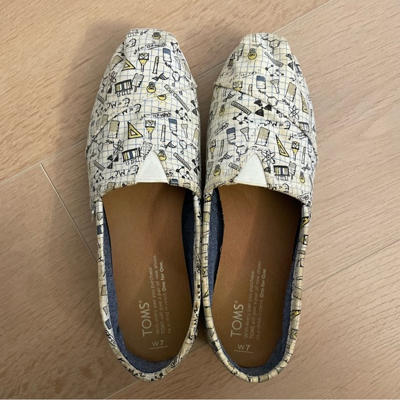 TOMS Math & Science Graphic Shoes - Picture 4 of 6